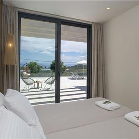 3 bedroom villa with pool & seaview, near Acharavi, sleeps 6